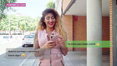 Isteri yang tidak setia hendak meniduri kekasih mudanya dengan kuat semasa suaminya bekerja. Latina dengan tetek dan pantat besar. Venus Aphrodite.