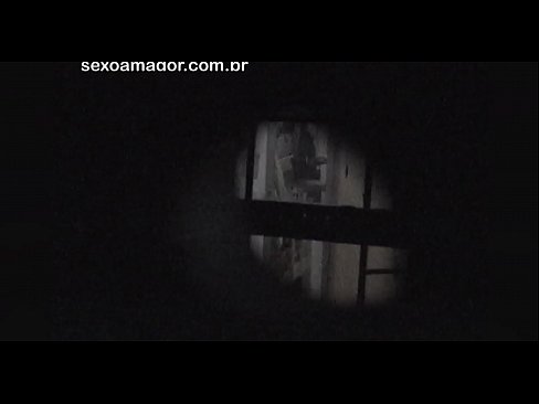 ❤️ Blondie dirakam video secara rahsia oleh intip kawasan kejiranan yang tersembunyi di sebalik batu bata kosong ❤️ Video seks pada ms.port-amurasso.ru ❌❤